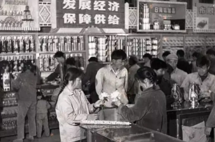 供销新画卷——“扁担”“背篓”的“变身”